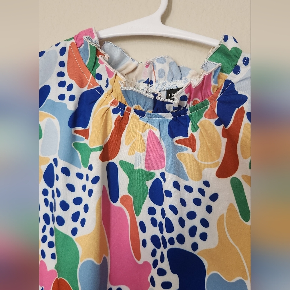 Emery Rose Abstract Rufle Top Size Large - Picture 4 of 7